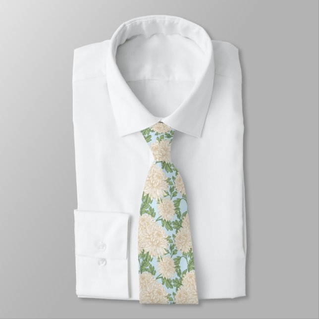 White Garden Mum Flower Pattern Tie (Tied)
