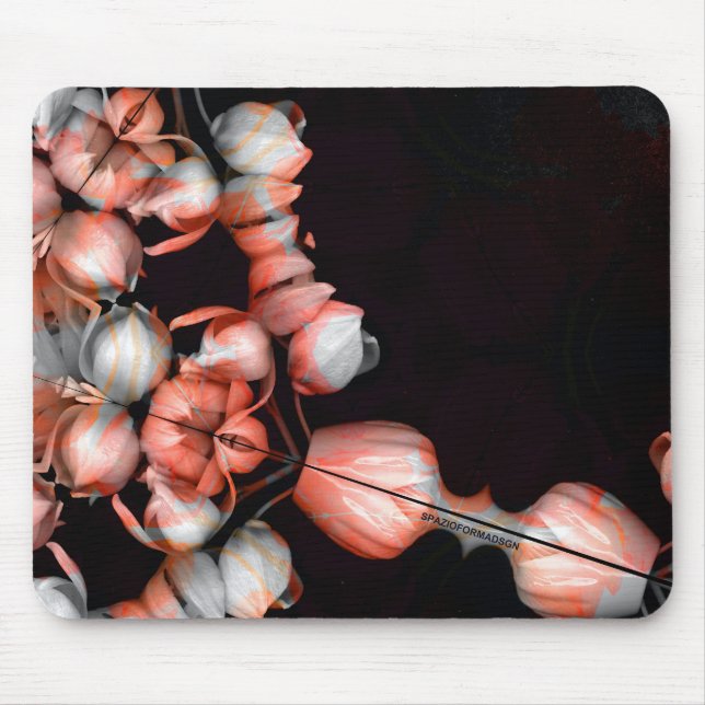 "White heart in black from sun" Mouse Mat (Front)