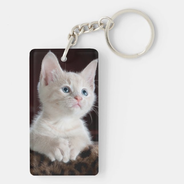 White kitty blue eyes key ring (Back)