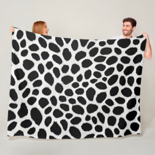 White Leopard Elegant Trendy Luxury Collection Fleece Blanket