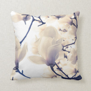 WHITE MAGNOLIA FLOWERS PILLOW