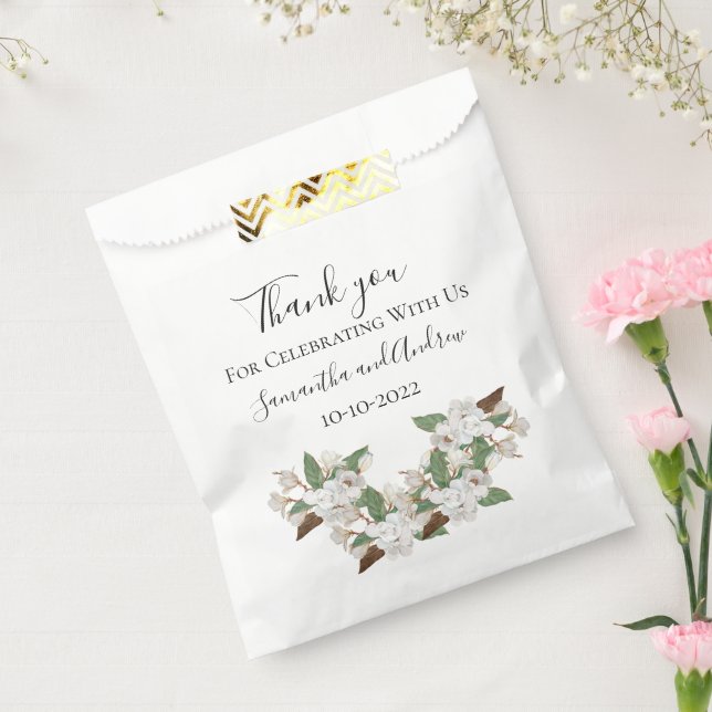White Magnolias Elegant Classic Wedding Favour Bags (Sealed)