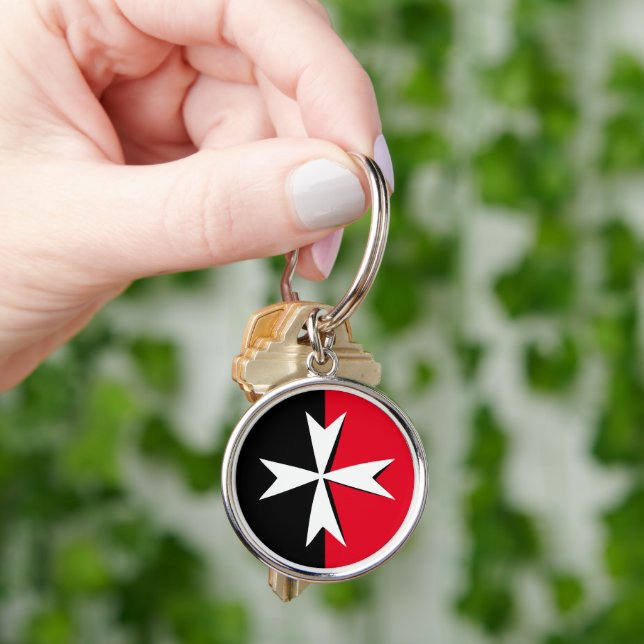 White Maltese Cross & Malta flag fashion travel Key Ring (Hand)