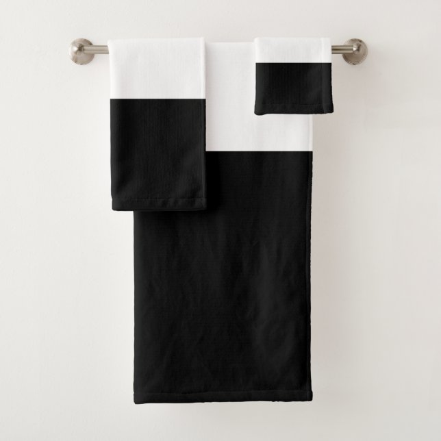 White marble texture black and white background bath towel set (Insitu)