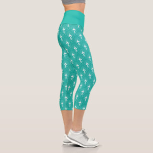 White on turquoise art-deco pattern capri leggings