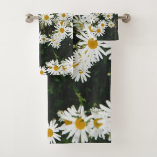 White Oxeye Daisy, Moon Daisy Meadow Bath Towel Set