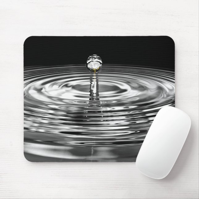 White Rose in Water Droplet Mouse Mat (With Mouse)