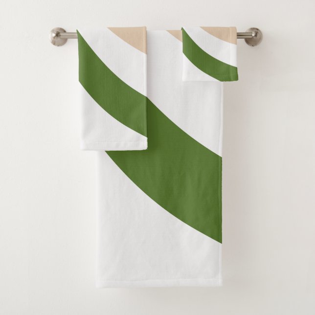White, Sand and Palm Green Wave Bath Towel Set (Insitu)