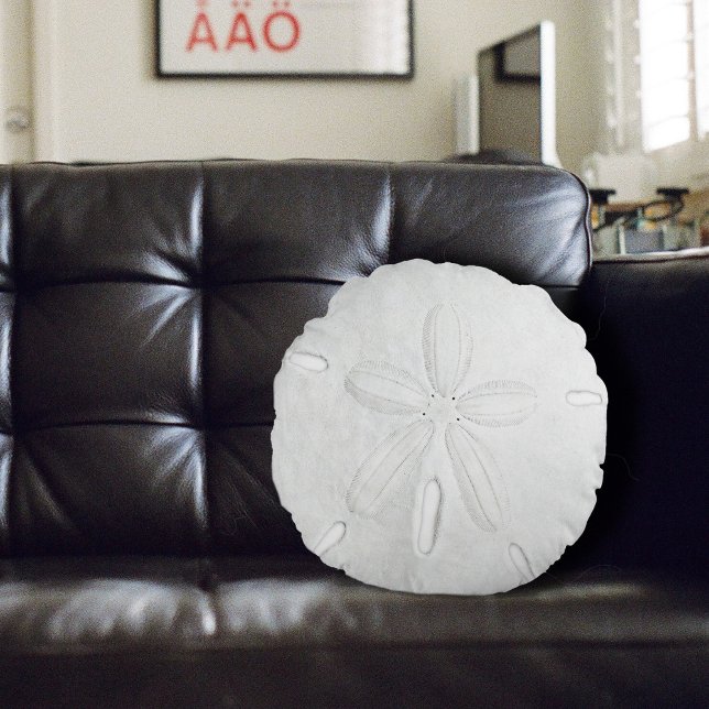 White Sand Dollar Round Throw Pillow (Creator Uploaded)