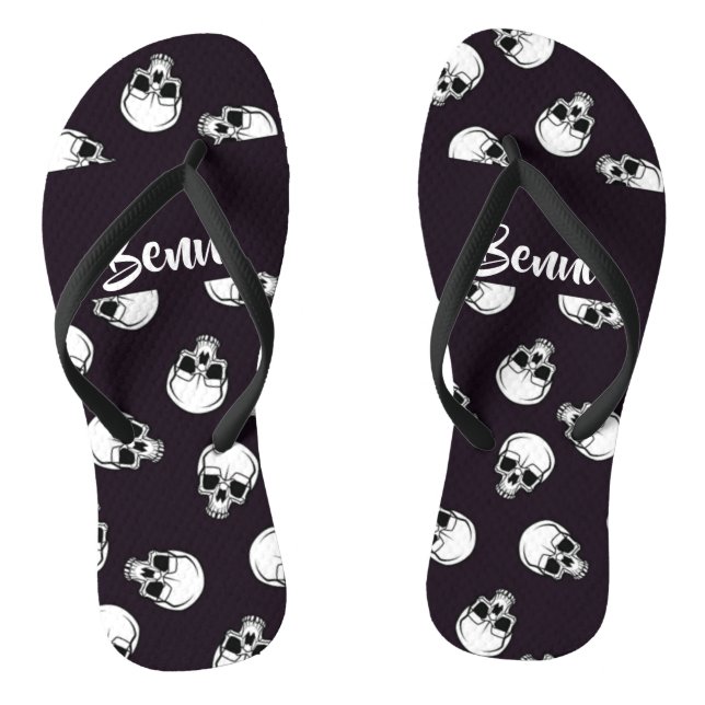 White skulls on purple pattern flip flops (Footbed)
