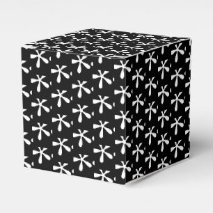 White snow star snowflakes pattern black gift favour box