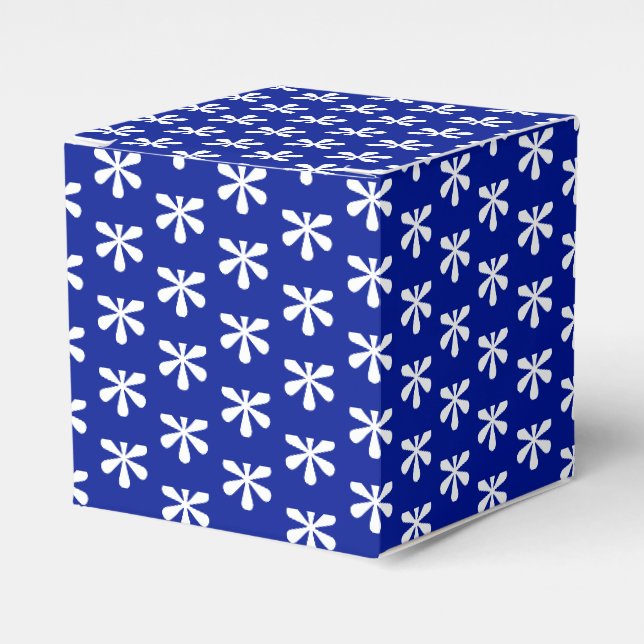White snow star snowflakes pattern cobalt blue favour box (Front Side)