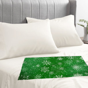 White Snowflakes Emerald Green Pillowcase