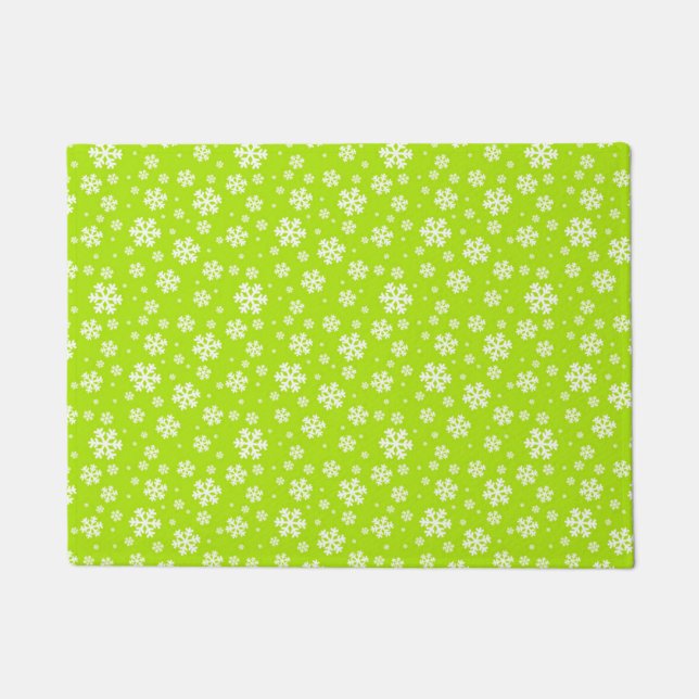 White Snowflakes on Green Winter Pattern Doormat (Front)