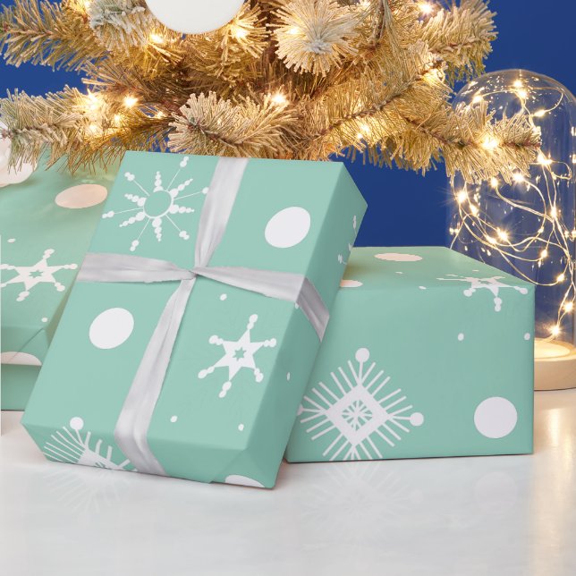 White Snowflakes Pattern Wrapping Paper (Holidays)