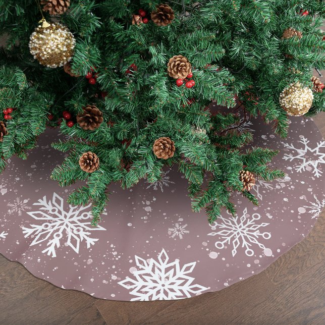 White Snowflakes Rose Pink Brushed Polyester Tree Skirt (Creator Uploaded)