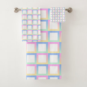 White Symmetric Chequered Gradient Pattern Frames Bath Towel Set