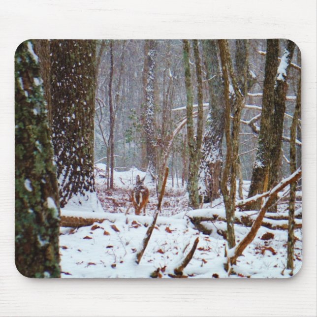 white tail deer in the snow mouse mat (Front)