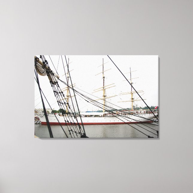 White tall ship - Canvas Print (Front)