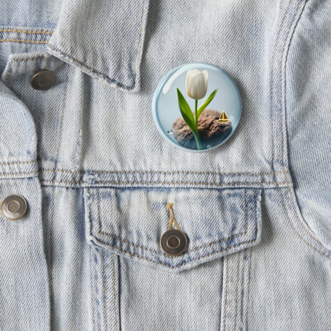 White Tulip in a Bubble 6 Cm Round Badge (In Situ)