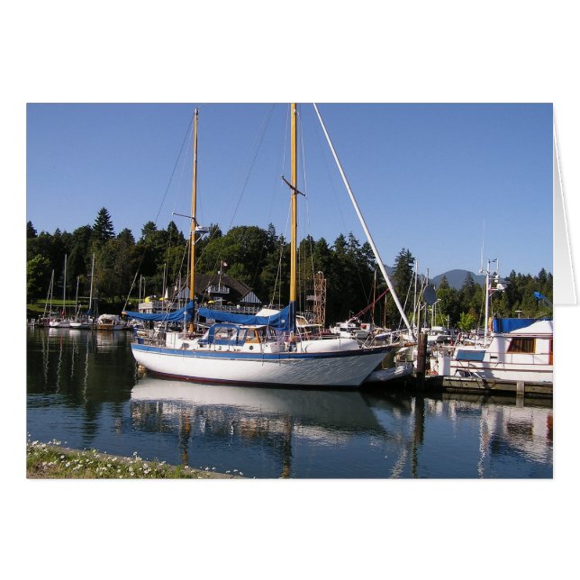 White Yacht (Front Horizontal)