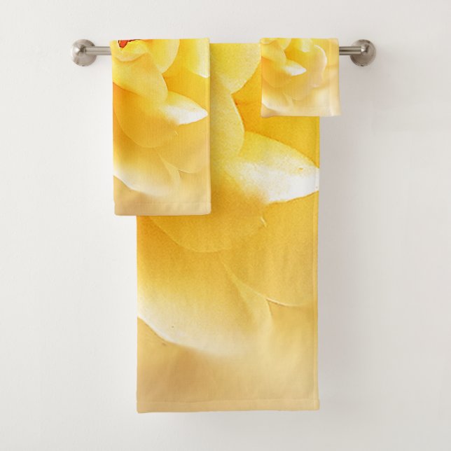White Yellow Rose Soft Light Colours Bath Towel Set (Insitu)