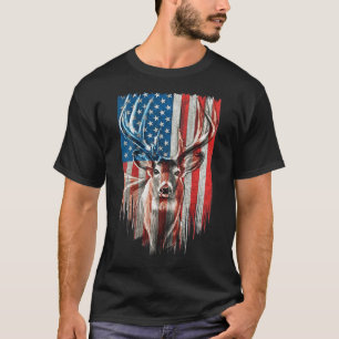 Whitetail Buck Deer Hunting American Camouflage US T-Shirt