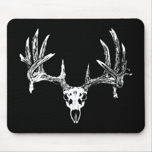 Whitetail deer skull w mouse mat