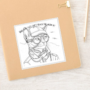 Who says cats can't reach the meow-n? Funny cat