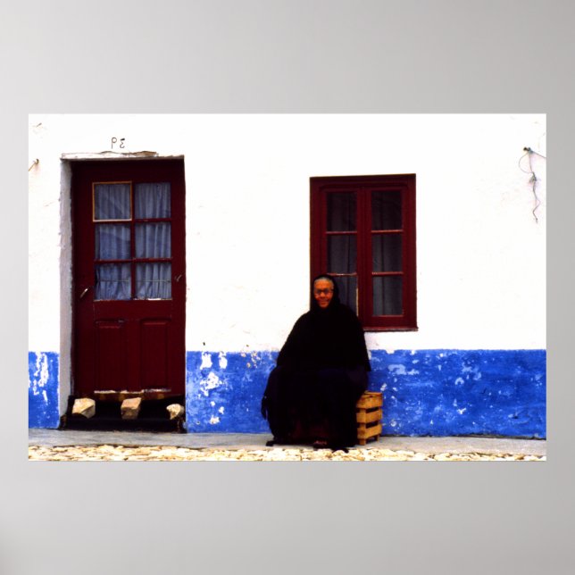 Widow, Nazarrre, Portugal Poster (Front)