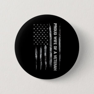 Wife_ Proud Wife Of A Veteran - American Flag  6 Cm Round Badge