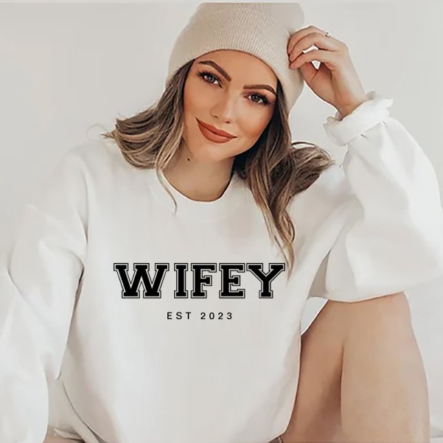 Wifey/Hubby Custom Bride, Fiance Gift White Sweatshirt (Creator Uploaded)