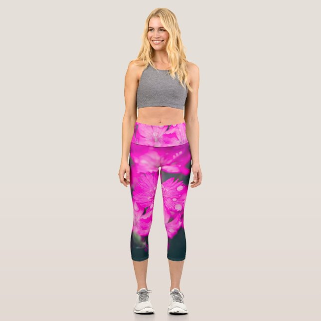 Wild carnations after rain capri leggings (Front)