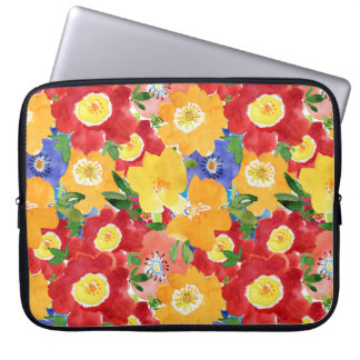 wild flowers. Seamless repeated floral pattern. Se Laptop Sleeve