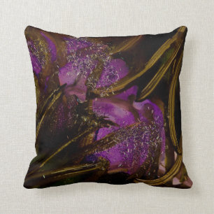 Wild Garden v4 pillow