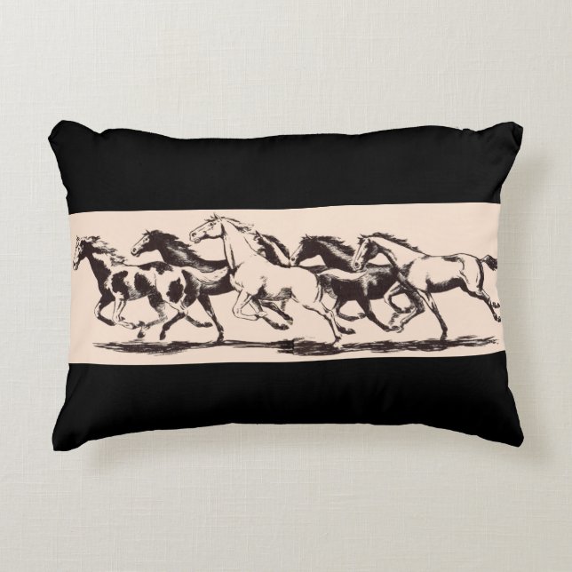 wild horses print decorative cushion (Front)