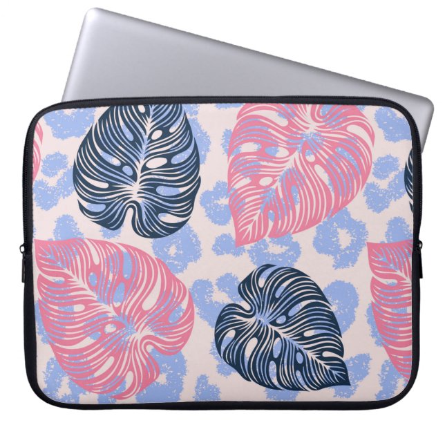 Wild jungle seamless pattern,background with hand  laptop sleeve (Front)