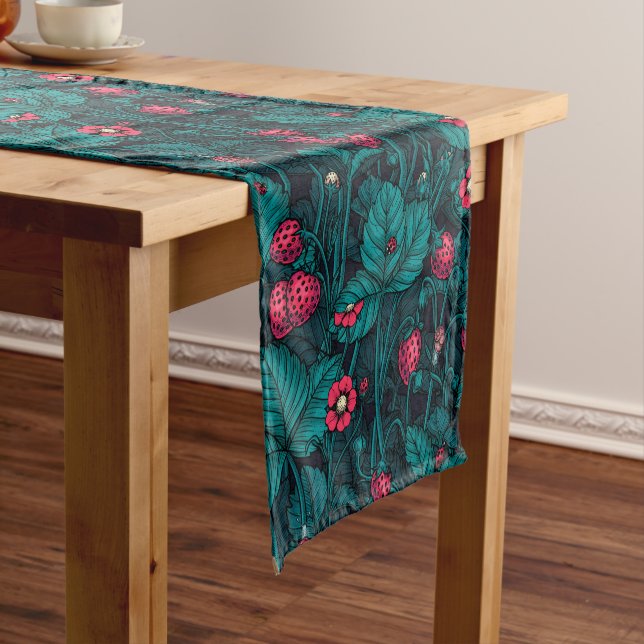 Wild strawberries, red and blue short table runner (In Situ)