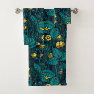 Wild strawberries, yellow and blue bath towel set