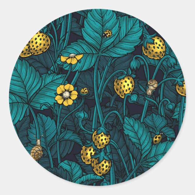Wild strawberries, yellow and blue classic round sticker (Front)