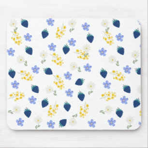 Wildflower & Blackberry Floral Pattern Mouse Mat