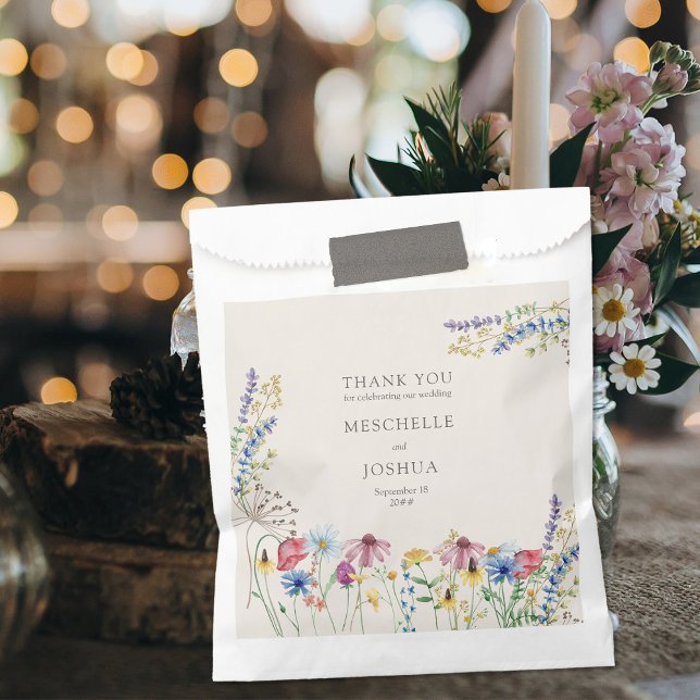Wildflower Country Floral Thank You Wedding Favour Bags (Favor Bags for your wedding or couples shower with Thank You message and wildflower decor)