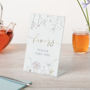 wildflowers favours pedestal sign