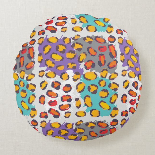 Wildlife animal pattern round cushion (Front)