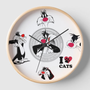 Wildlife Cast Cast Cast Clock