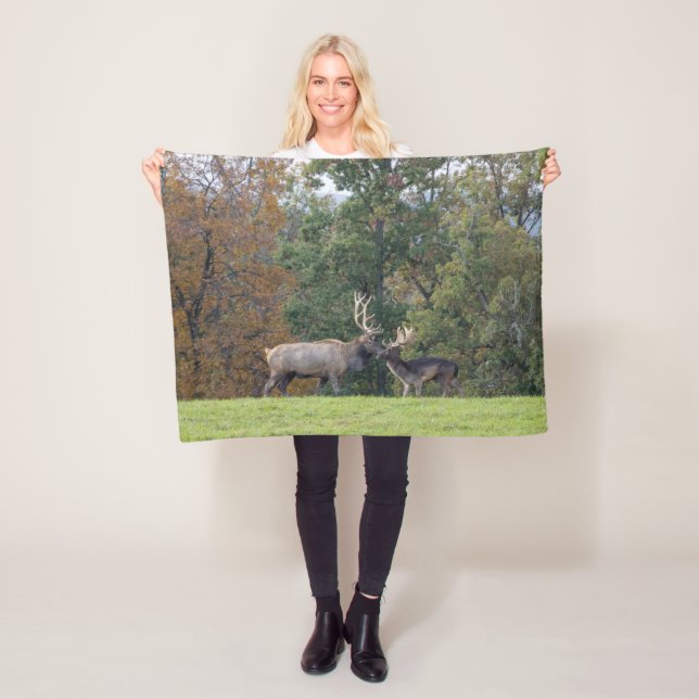 Wildlife Fleece Blanket (In Situ)