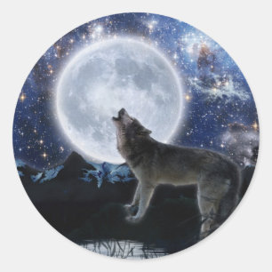Wildlife Grey Wolf Animal-lover design Classic Round Sticker