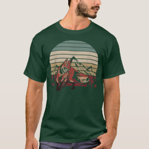 Wildlife Mountains Hiking Retro Nature Forest Anim T-Shirt