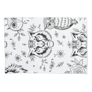 Wildlife Sketch Pattern – Hand-Drawn Design 1 Pillowcase