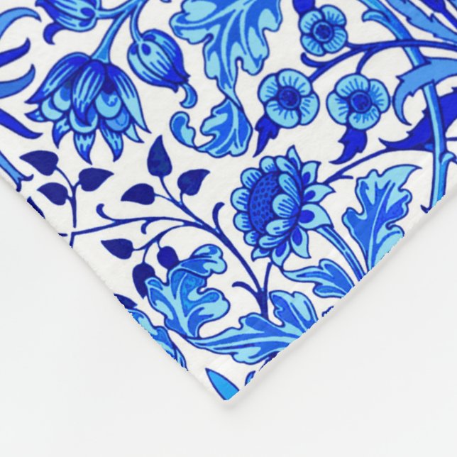 William Morris Hyacinth Print, Cobalt Blue & White Fleece Blanket (Corner)